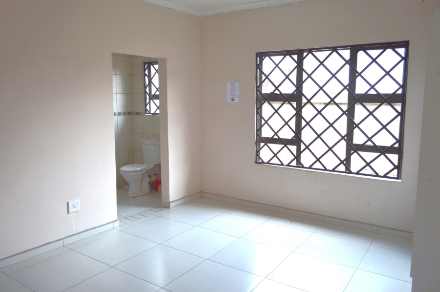 5 Bedroom Property for Sale in Flamwood North West